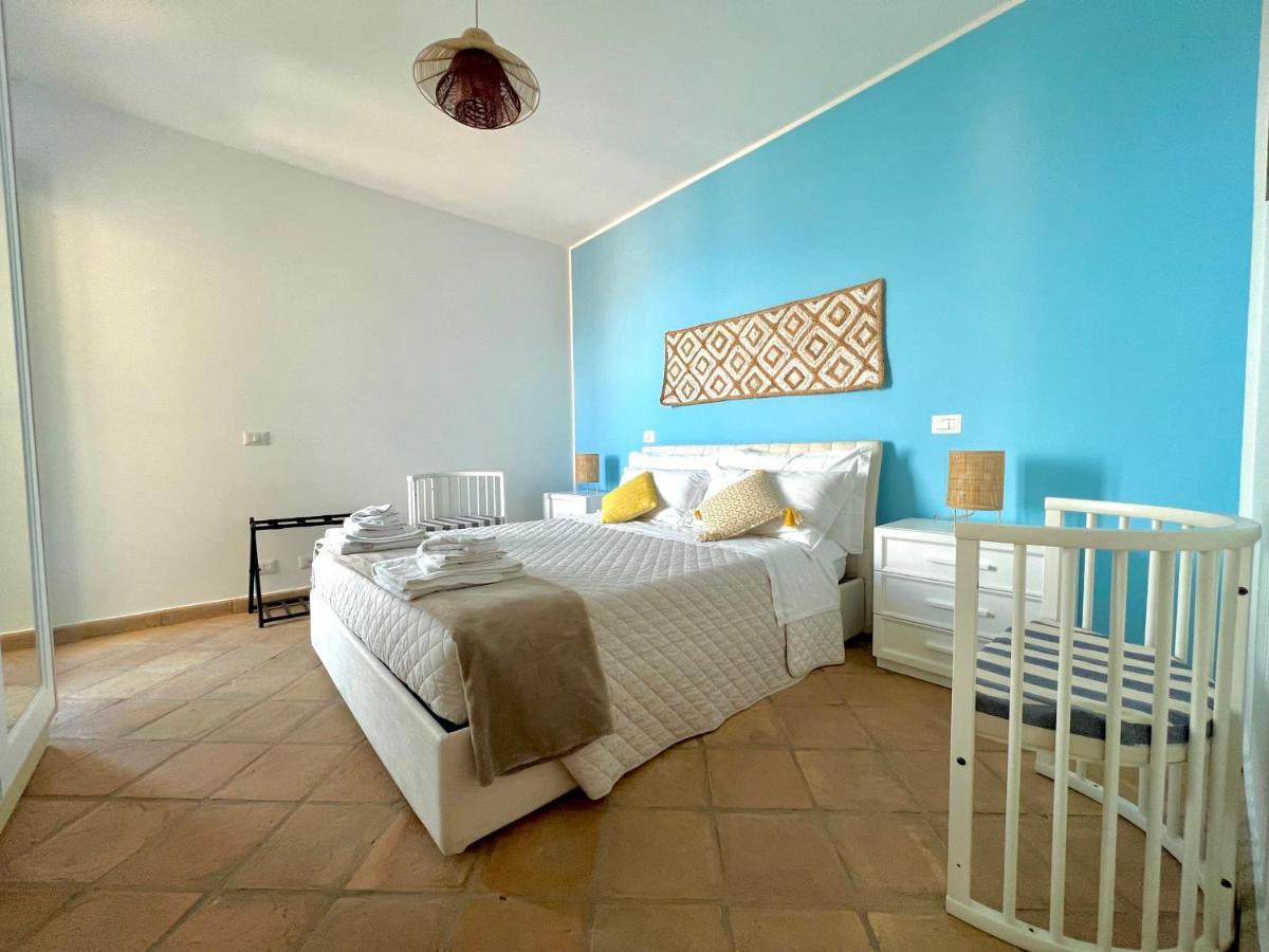 Апартаменти Terrazza 81 Порто-Санто-Стефано Екстер'єр фото